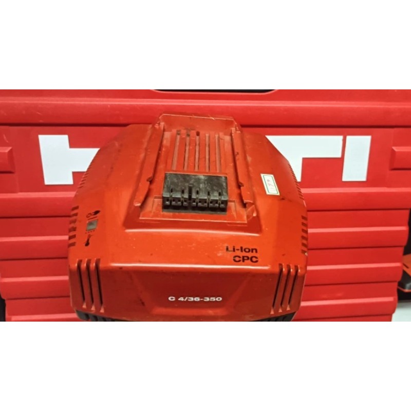Carregador Rápido Multi-Voltag - Power Tools Toolstation avaliação e preço